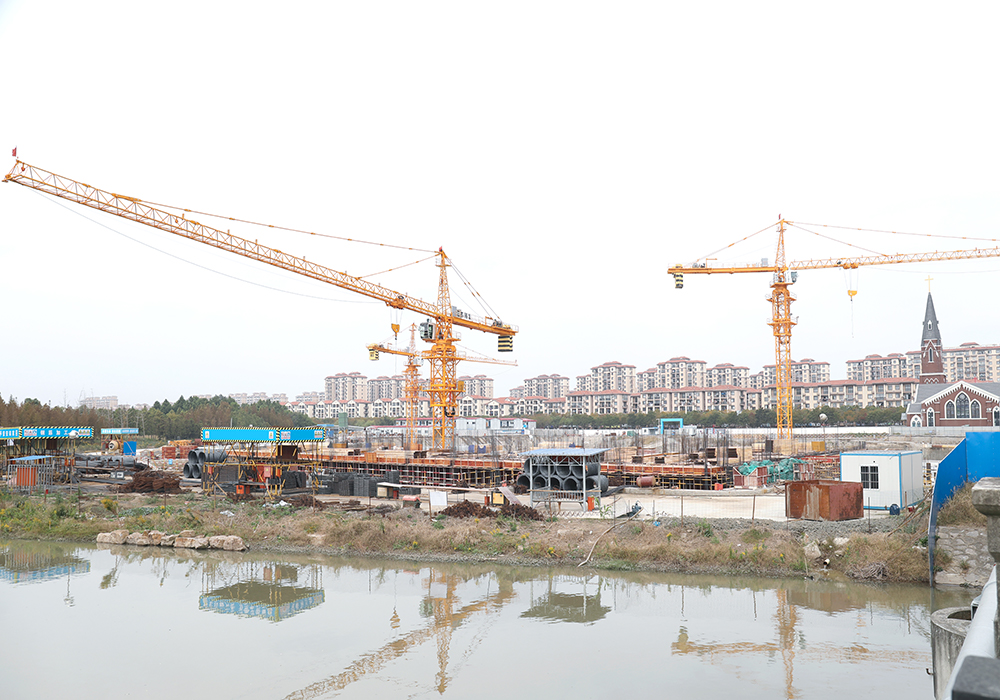 QTZ160 (6516、6020) Topkit Crane 10ton Jib Chiều dài 60/65m