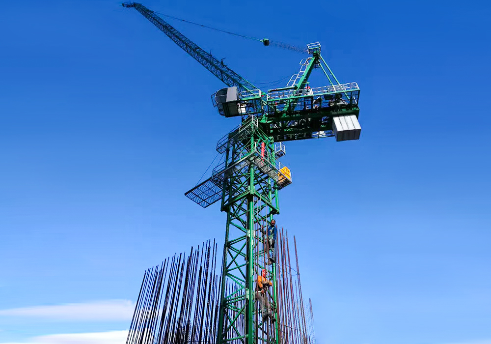QTD80 Luffing-Jib Tower Crane 6T Jib Chiều dài 40m